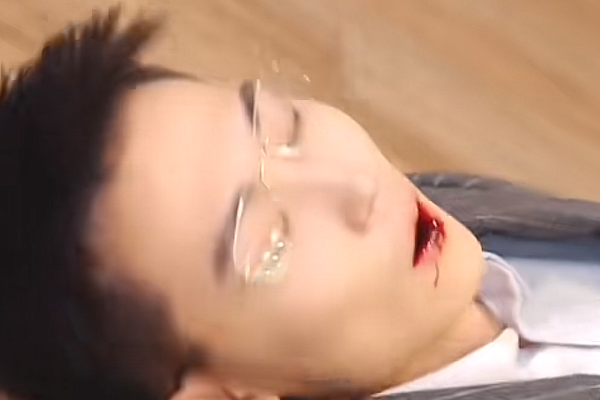 玫瑰炙野結局林淮深絕望吐血