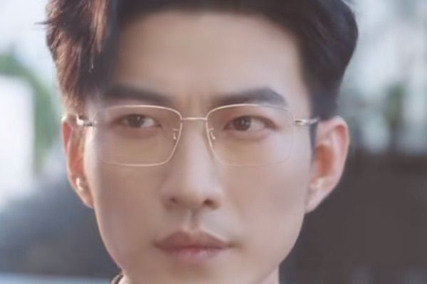 異香纏愛秦晝嶼