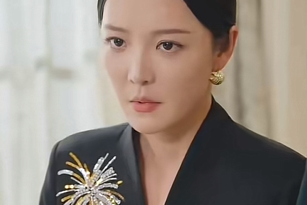 以愛之名掩蓋罪行演員女主韓可欣