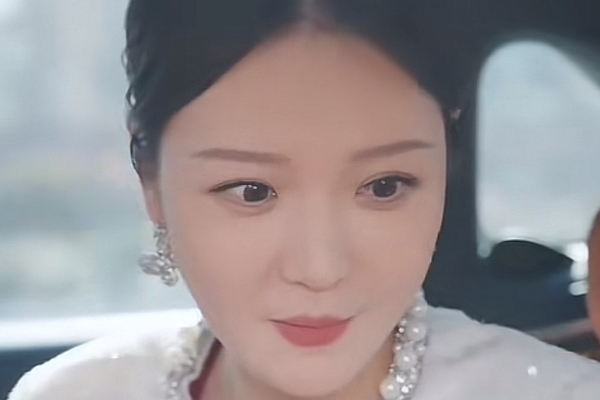 以愛之名掩蓋罪行演員飾韓可欣