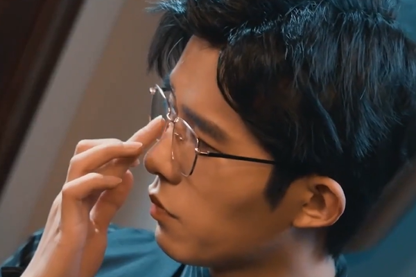 《失控暗戀對象總是想撩我》短劇男主角