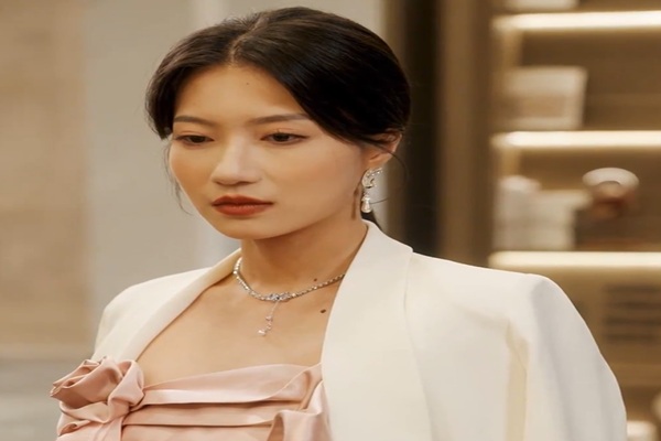 醫女皇後沈青璃線上看