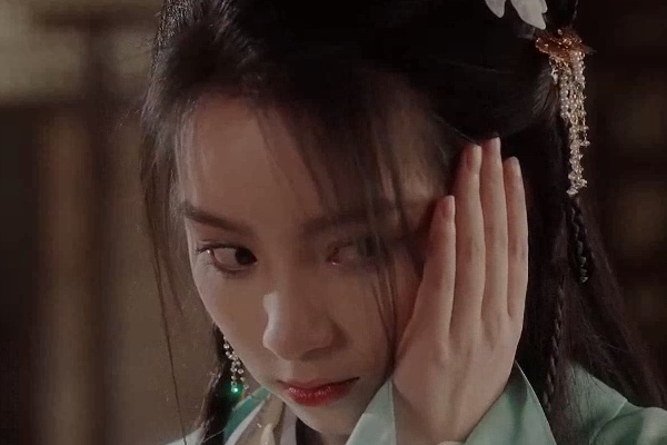 重生之嫡妃復仇聞新月情敵曲思盈