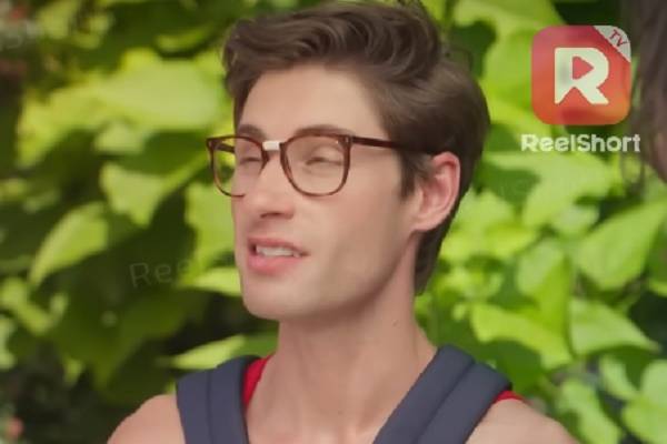 泳池邊的夏日戀習曲線上看