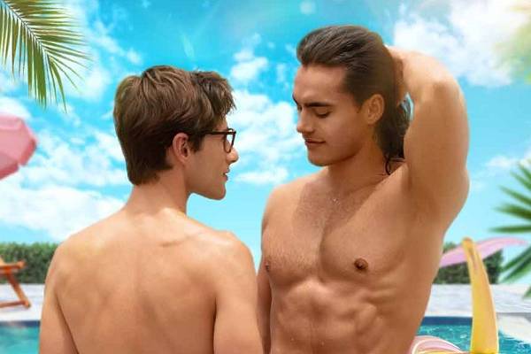 泳池邊的夏日戀習曲演員