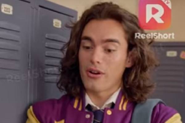 《泳池邊的夏日戀習曲》威爾·哈里森