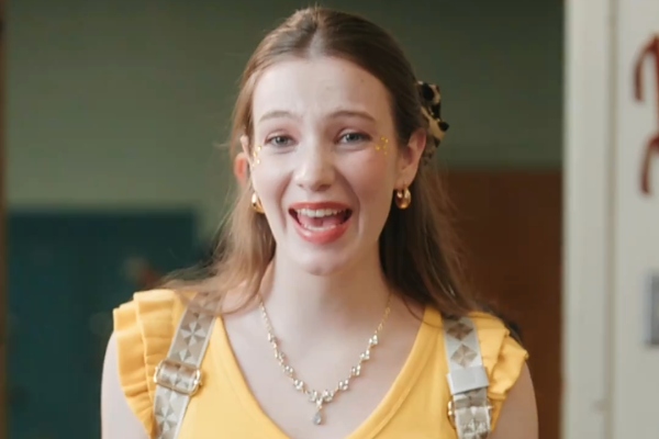 離開後才懂珍惜蘿拉