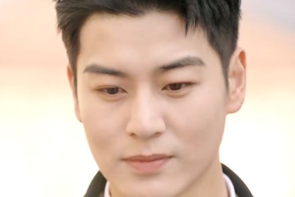 解開他的蝴蝶結線上看男主劇照