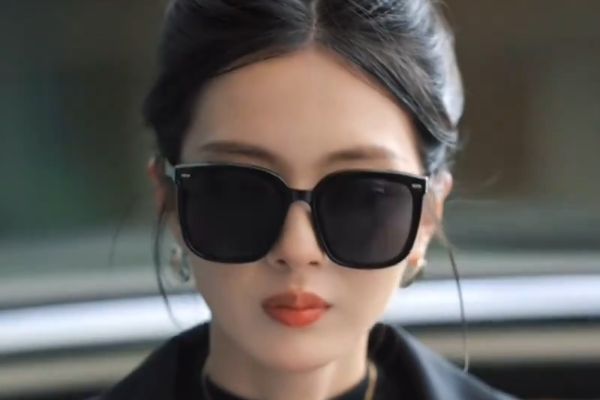 同個屋簷下的心跳線上看封面