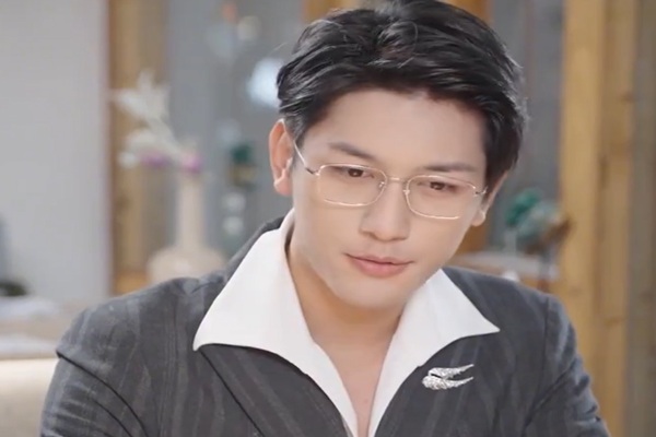 六年後她帶著孩子來找我短劇線上看