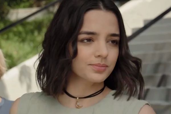 穿上她的設計美劇潔西嘉