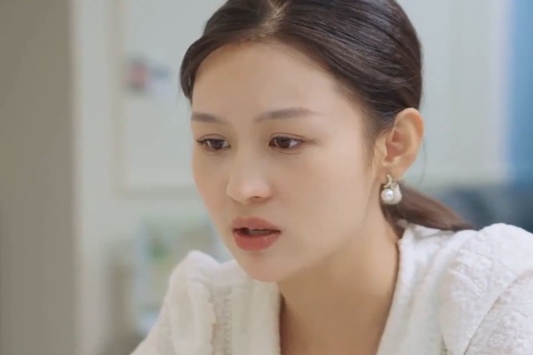   完美人設崩塌之後短劇線上看