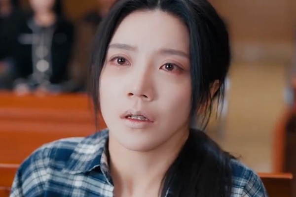  萬靈女王短劇線上看