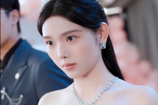 萬靈女王線上看全集