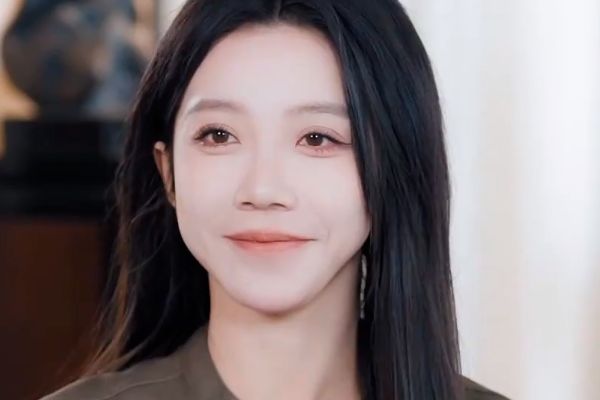 萬靈女王蘇輕鳶